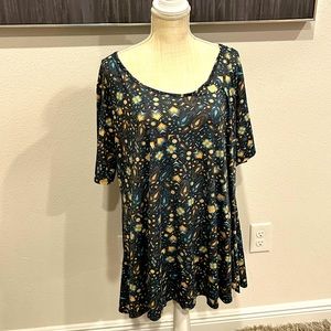 LuLaRoe Short Sleeve Shirt, 3XL.